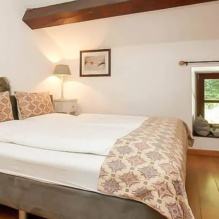 Casa de Férias Luxury Ardennes With Pool And Sauna *