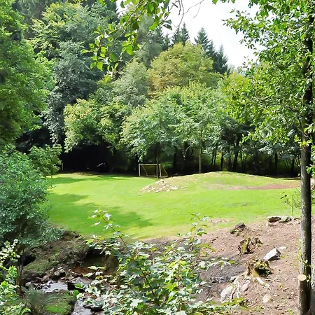 Casa de Férias Luxury Ardennes With Pool And Sauna Stoumont